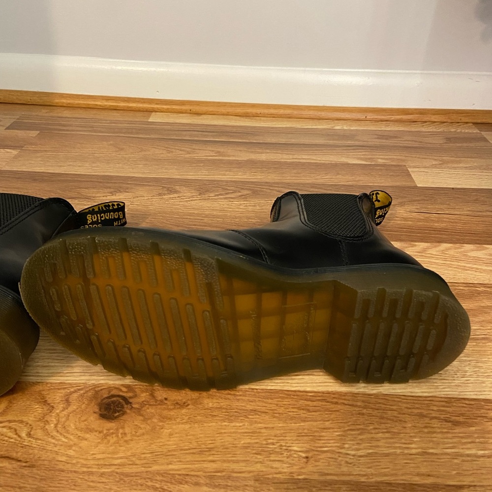 Black Doc Martens Chelsea Boot, Size 7.